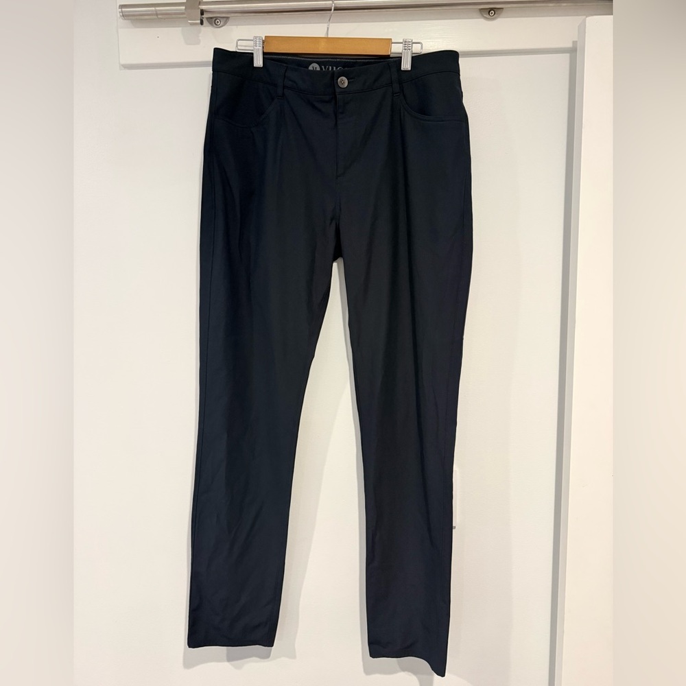 Vuori Navy Tech Chino Stretch 5 Pocket Long - size 36